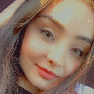 Meet your Posher, Manar